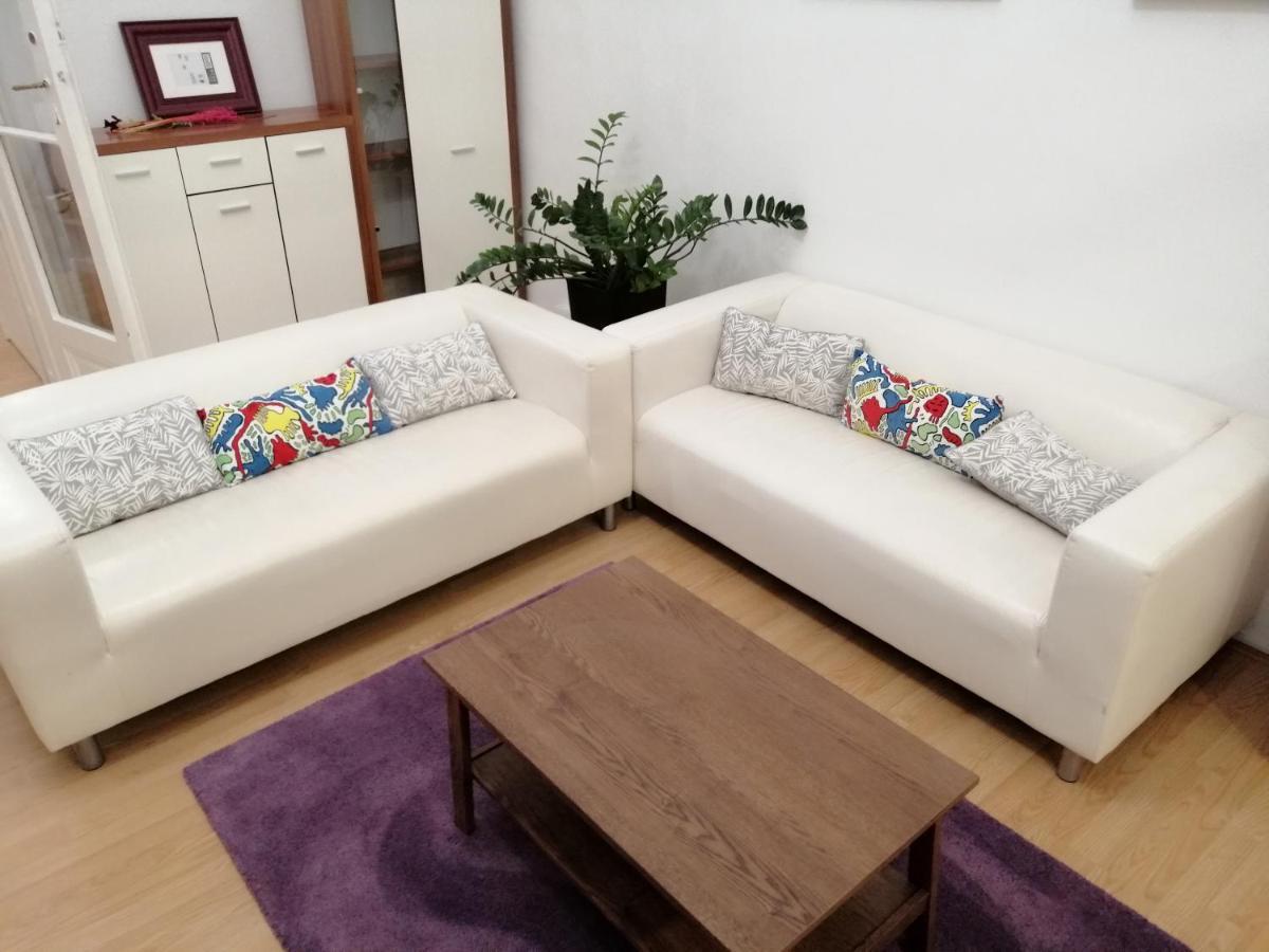 Filinhome Zmaj Jovina Suite Novi Sad Extérieur photo